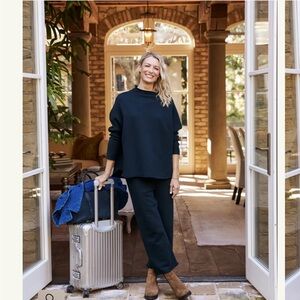 Frank & Eileen Aspen Travel Set in Navy Blue pants size L